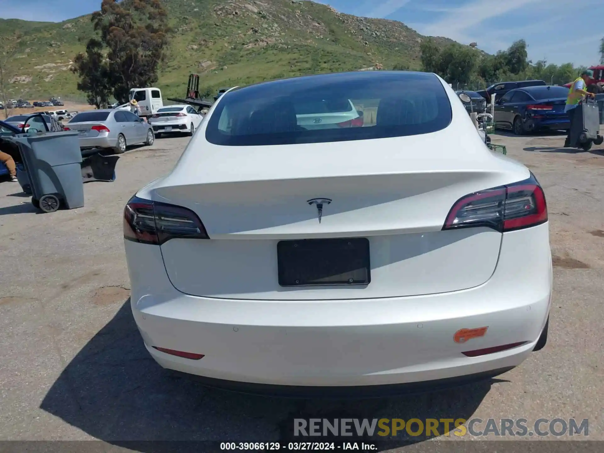 16 Photograph of a damaged car 5YJ3E1EAXLF633231 TESLA MODEL 3 2020