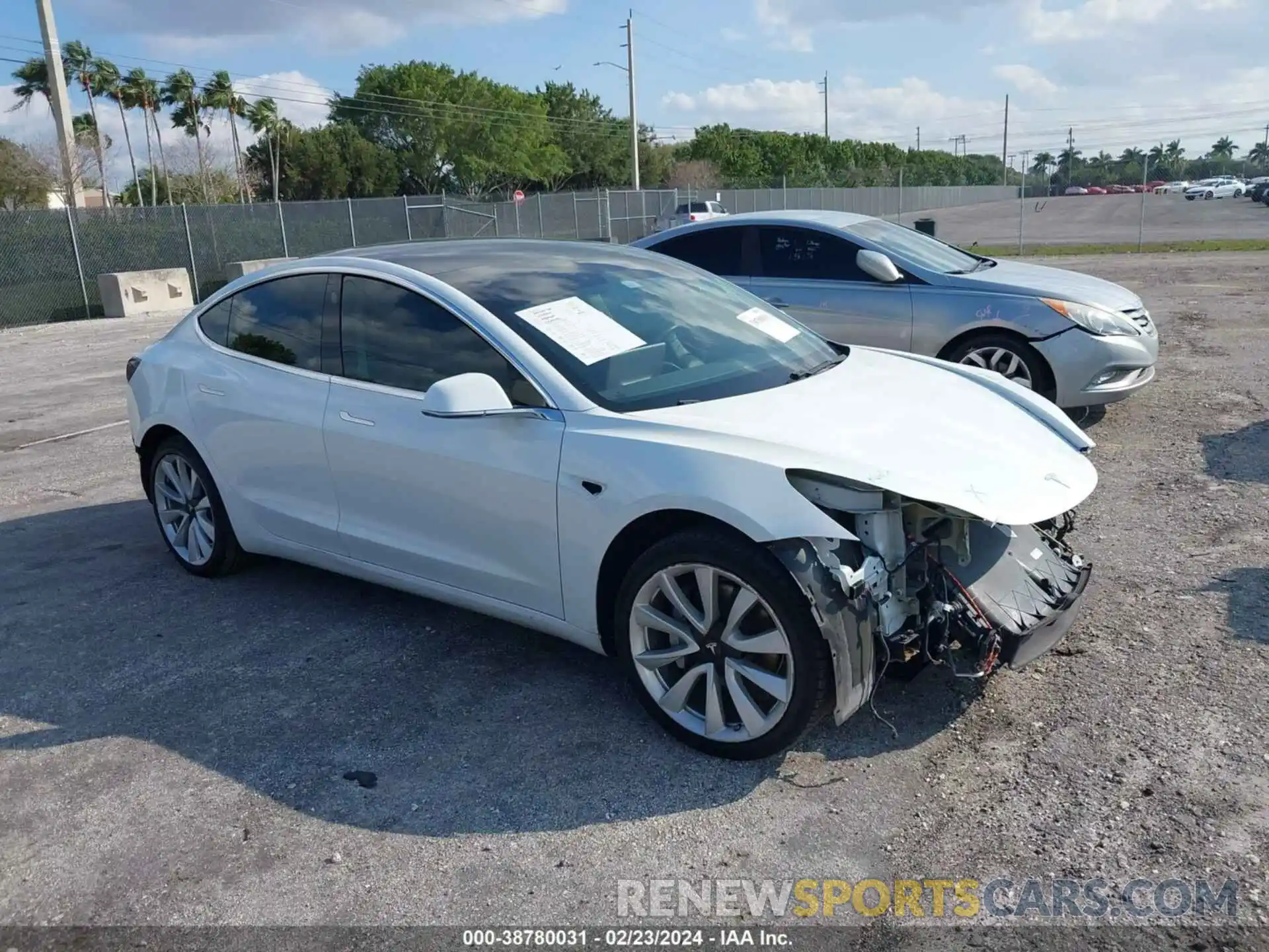 1 Photograph of a damaged car 5YJ3E1EAXLF634296 TESLA MODEL 3 2020