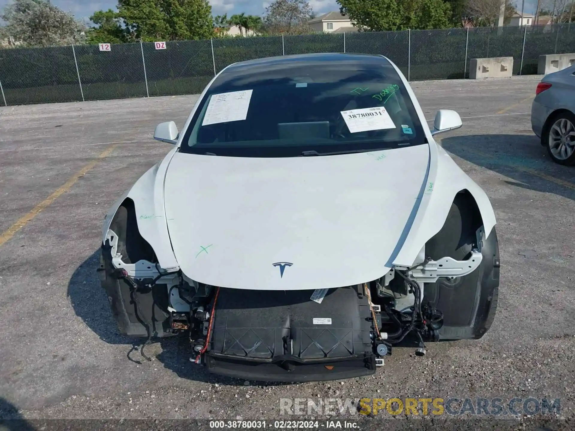 6 Photograph of a damaged car 5YJ3E1EAXLF634296 TESLA MODEL 3 2020