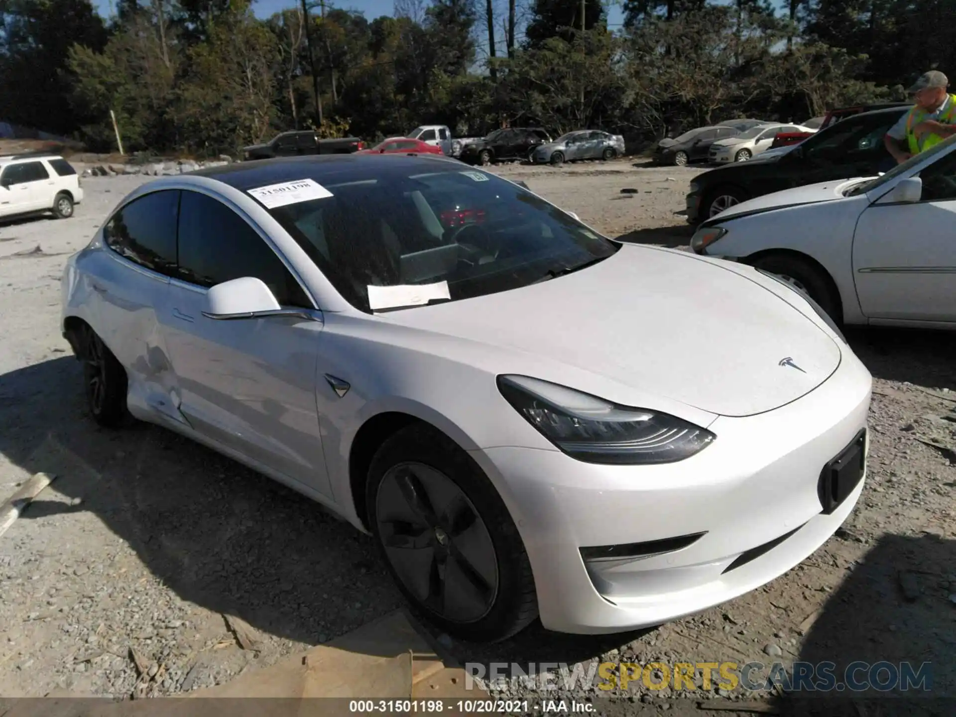 1 Photograph of a damaged car 5YJ3E1EAXLF645203 TESLA MODEL 3 2020