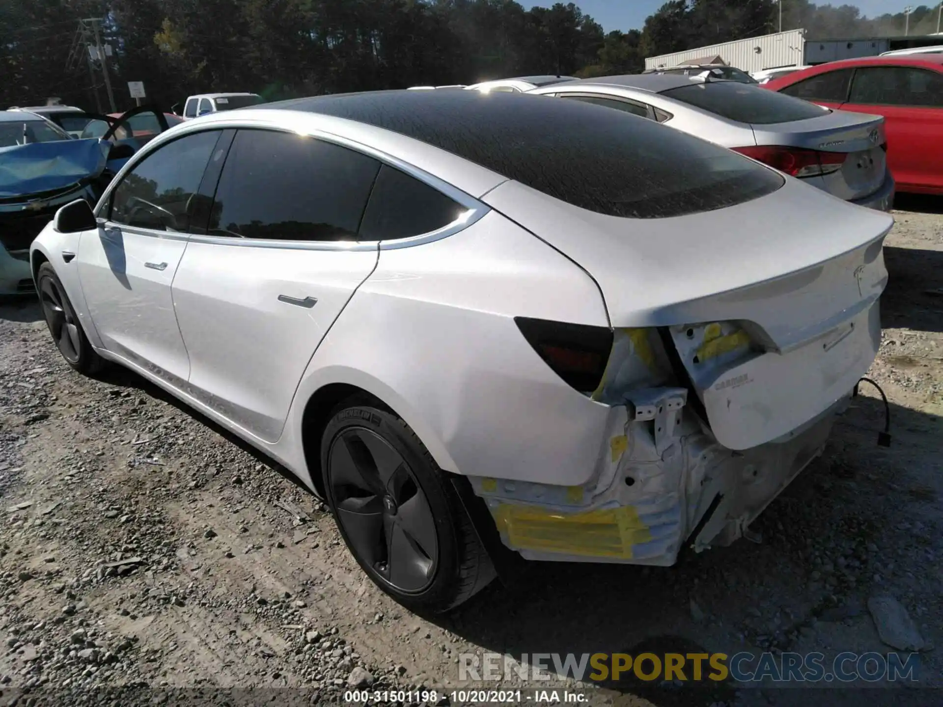 3 Photograph of a damaged car 5YJ3E1EAXLF645203 TESLA MODEL 3 2020