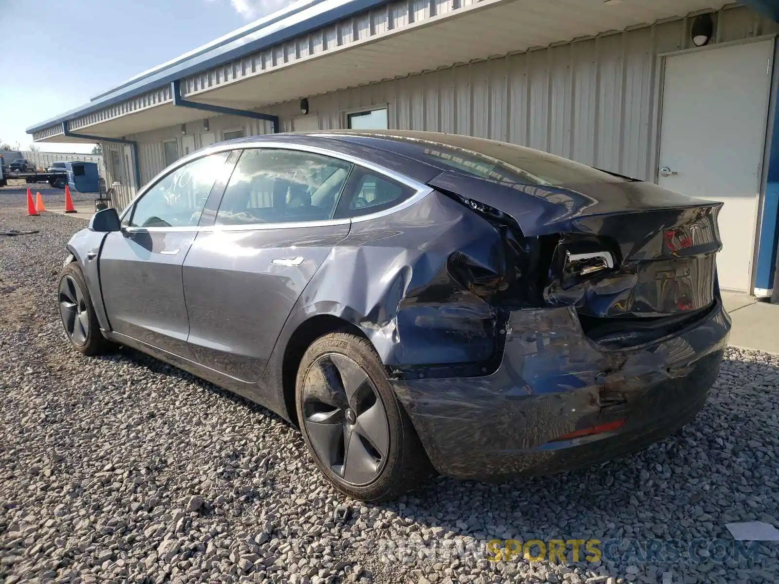 3 Photograph of a damaged car 5YJ3E1EAXLF658162 TESLA MODEL 3 2020