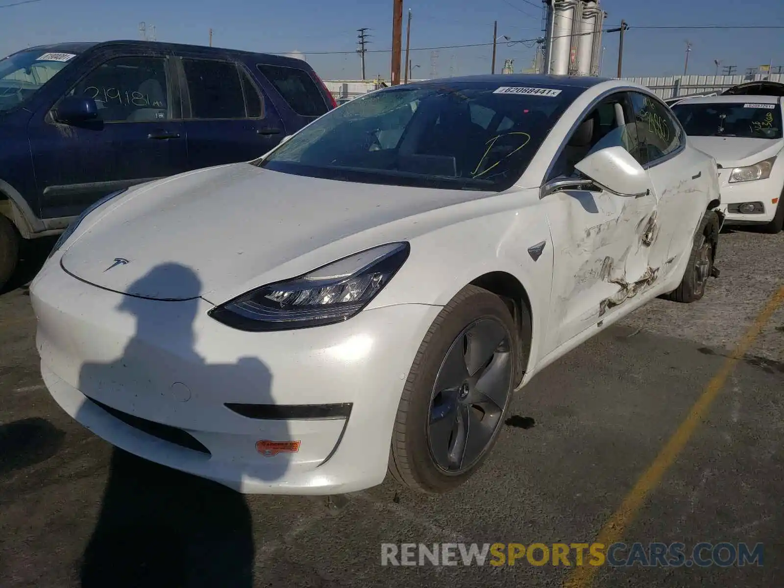 2 Photograph of a damaged car 5YJ3E1EAXLF660249 TESLA MODEL 3 2020