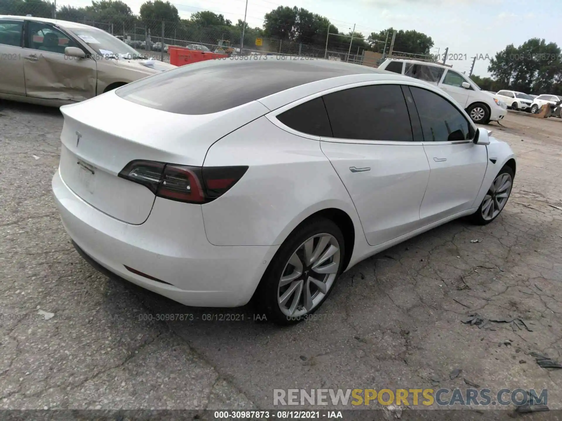 4 Photograph of a damaged car 5YJ3E1EAXLF661546 TESLA MODEL 3 2020