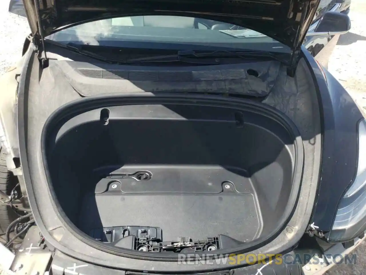 7 Photograph of a damaged car 5YJ3E1EAXLF662017 TESLA MODEL 3 2020