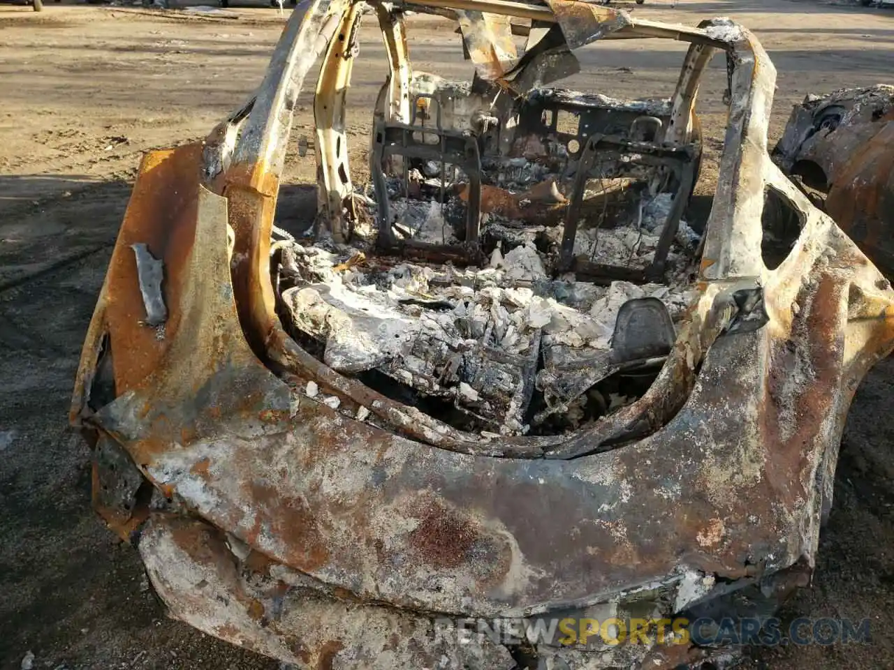 9 Photograph of a damaged car 5YJ3E1EAXLF709336 TESLA MODEL 3 2020