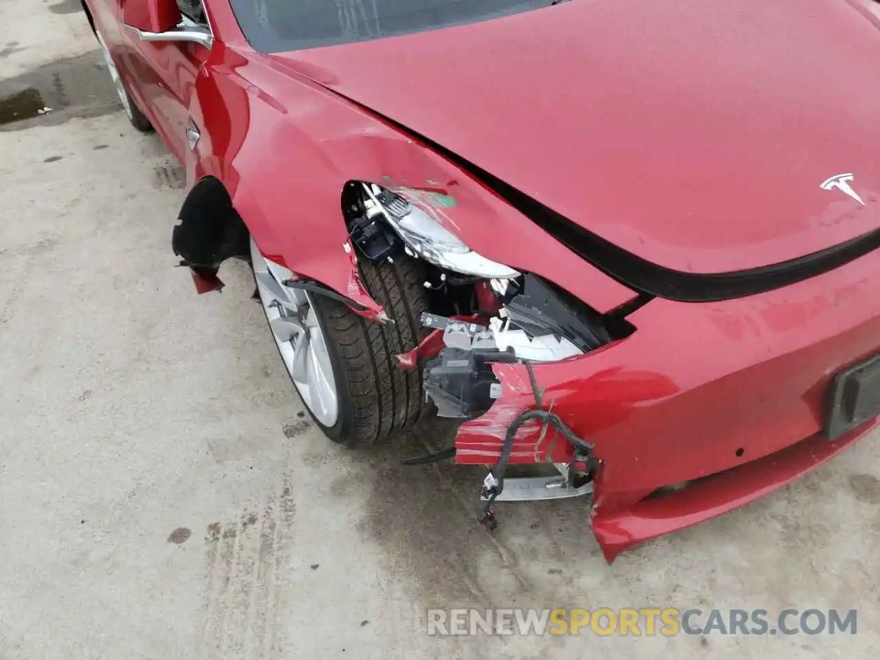 9 Photograph of a damaged car 5YJ3E1EAXLF710230 TESLA MODEL 3 2020