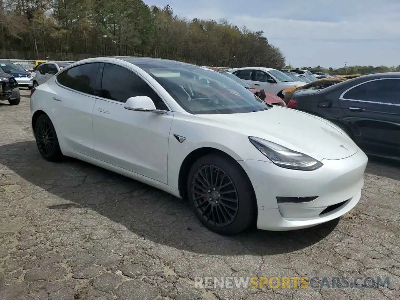 4 Photograph of a damaged car 5YJ3E1EAXLF737654 TESLA MODEL 3 2020