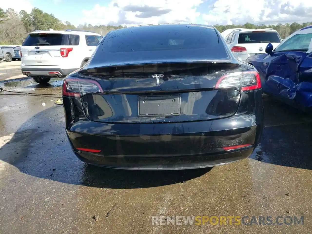 6 Photograph of a damaged car 5YJ3E1EAXLF739002 TESLA MODEL 3 2020