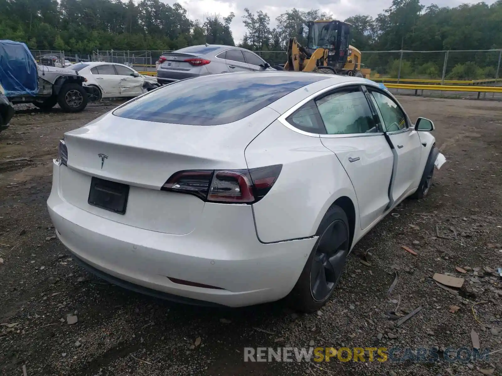 4 Photograph of a damaged car 5YJ3E1EAXLF792539 TESLA MODEL 3 2020