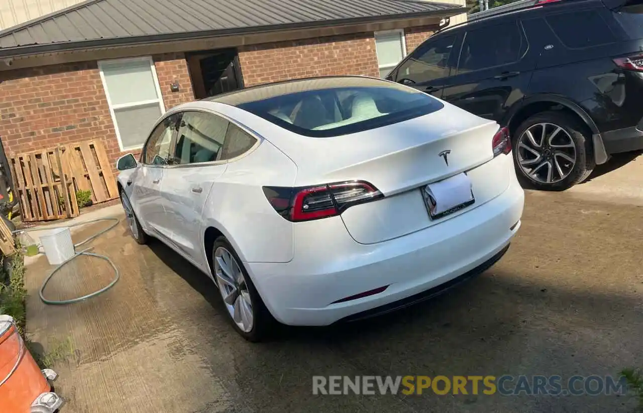 3 Photograph of a damaged car 5YJ3E1EAXLF793416 TESLA MODEL 3 2020