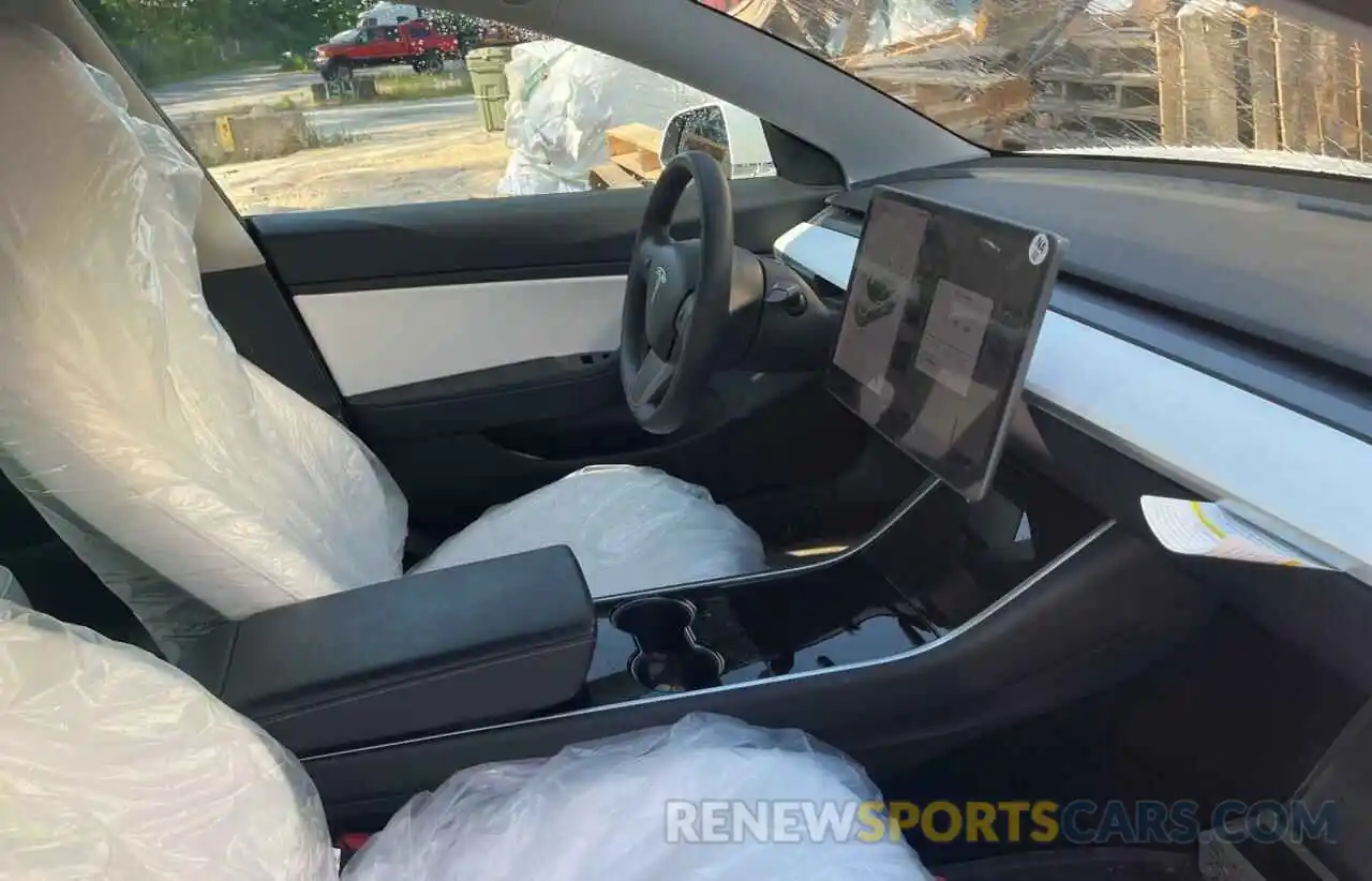 5 Photograph of a damaged car 5YJ3E1EAXLF793416 TESLA MODEL 3 2020