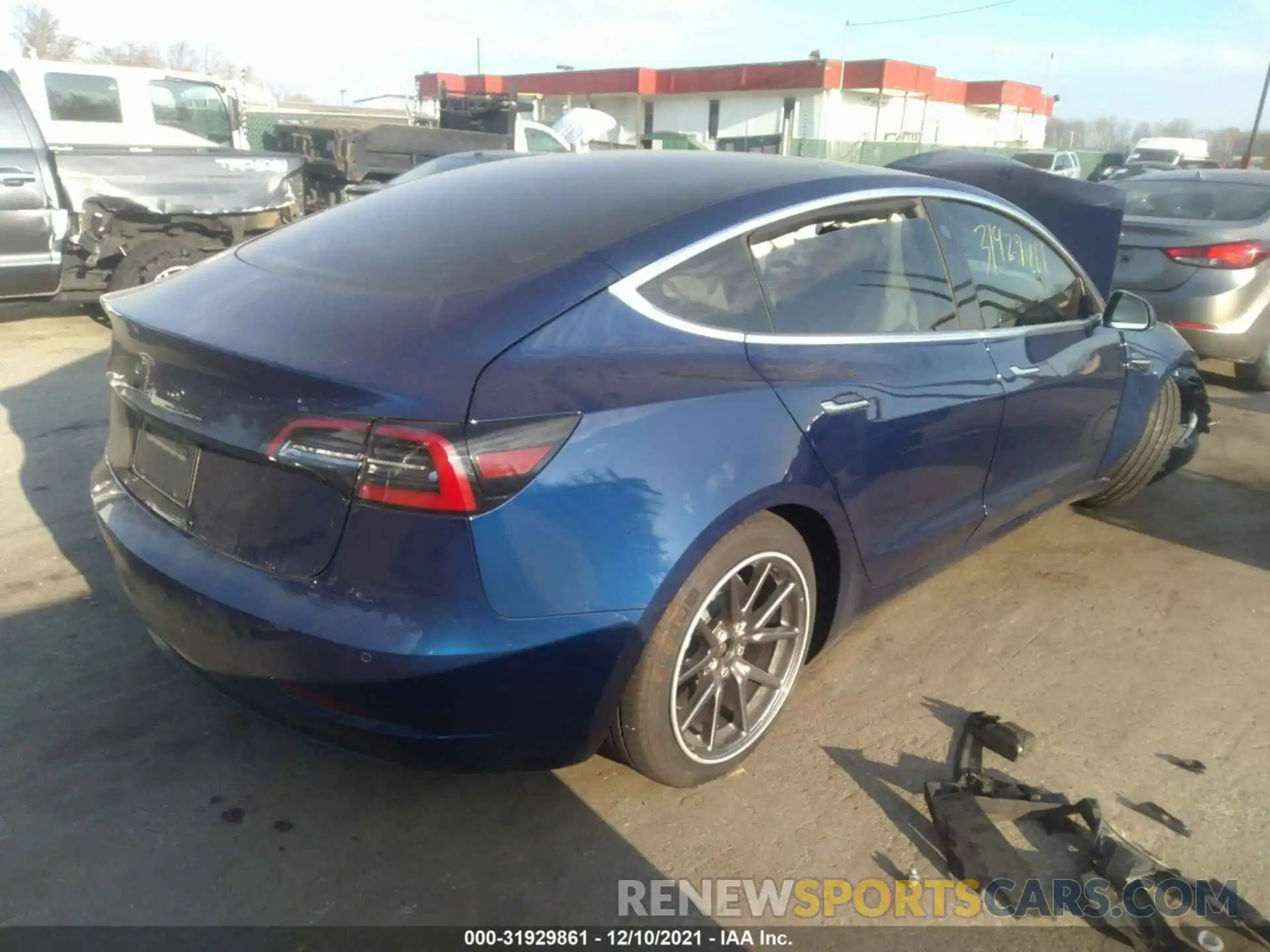 4 Photograph of a damaged car 5YJ3E1EAXLF796963 TESLA MODEL 3 2020