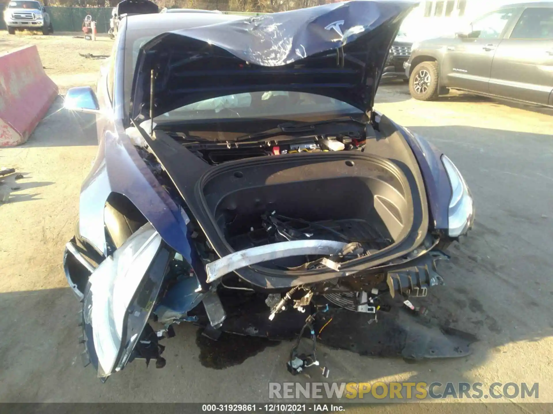 6 Photograph of a damaged car 5YJ3E1EAXLF796963 TESLA MODEL 3 2020