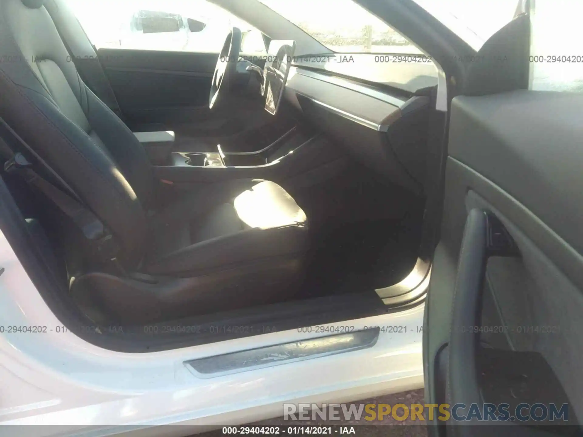 5 Photograph of a damaged car 5YJ3E1EAXLF796994 TESLA MODEL 3 2020