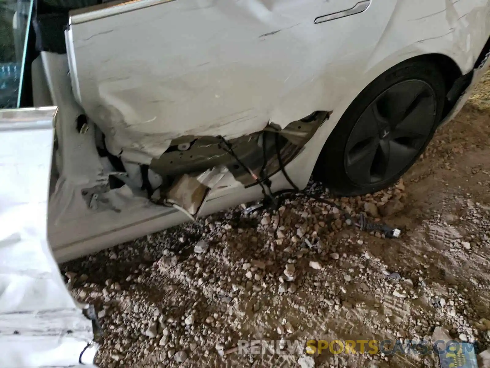 9 Photograph of a damaged car 5YJ3E1EAXLF799748 TESLA MODEL 3 2020