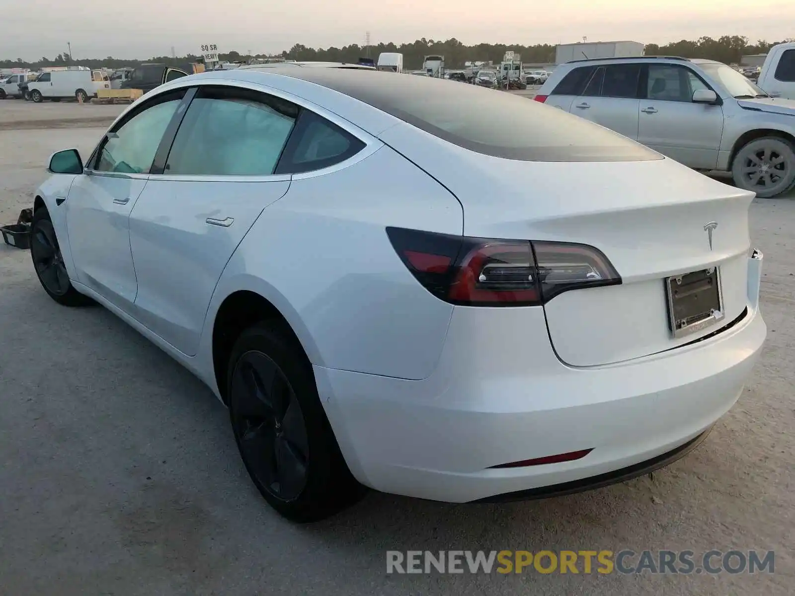 3 Photograph of a damaged car 5YJ3E1EAXLF799779 TESLA MODEL 3 2020