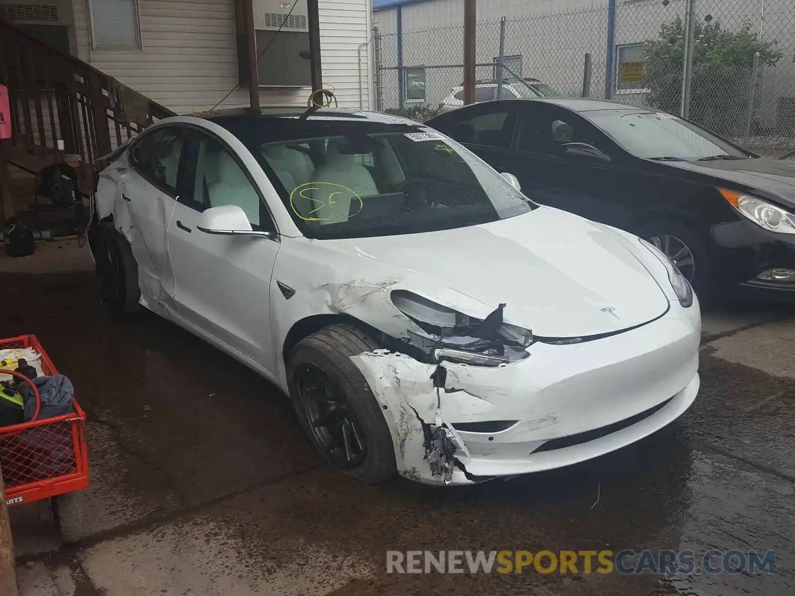 1 Photograph of a damaged car 5YJ3E1EB0LF525483 TESLA MODEL 3 2020