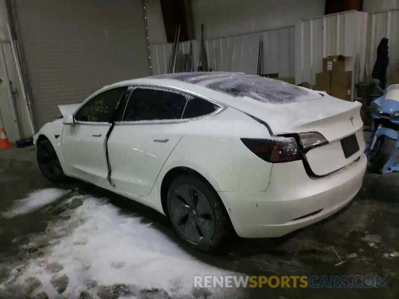 3 Photograph of a damaged car 5YJ3E1EB0LF607018 TESLA MODEL 3 2020