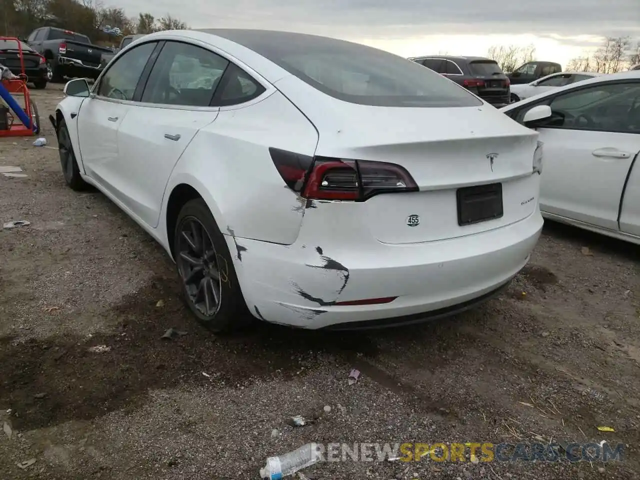 3 Photograph of a damaged car 5YJ3E1EB0LF618505 TESLA MODEL 3 2020