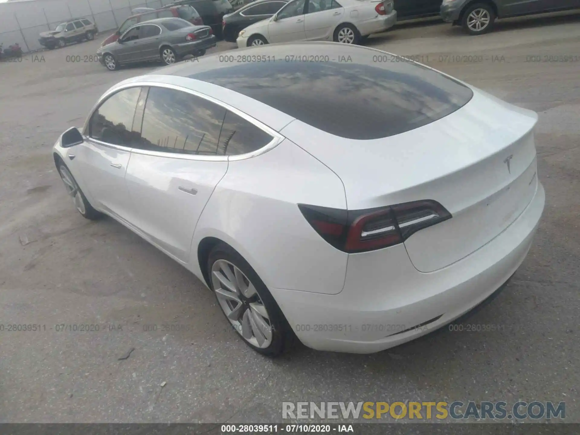 3 Photograph of a damaged car 5YJ3E1EB0LF621176 TESLA MODEL 3 2020