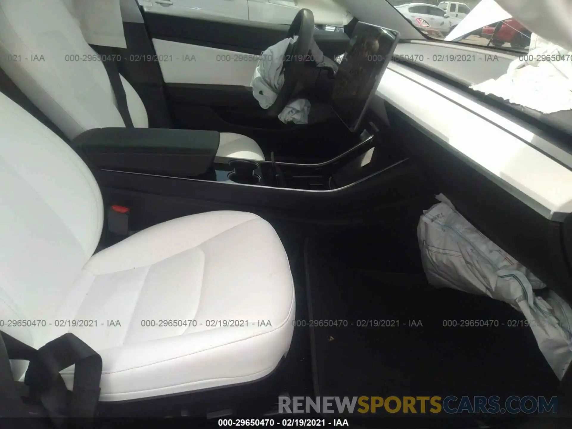 5 Photograph of a damaged car 5YJ3E1EB0LF639497 TESLA MODEL 3 2020