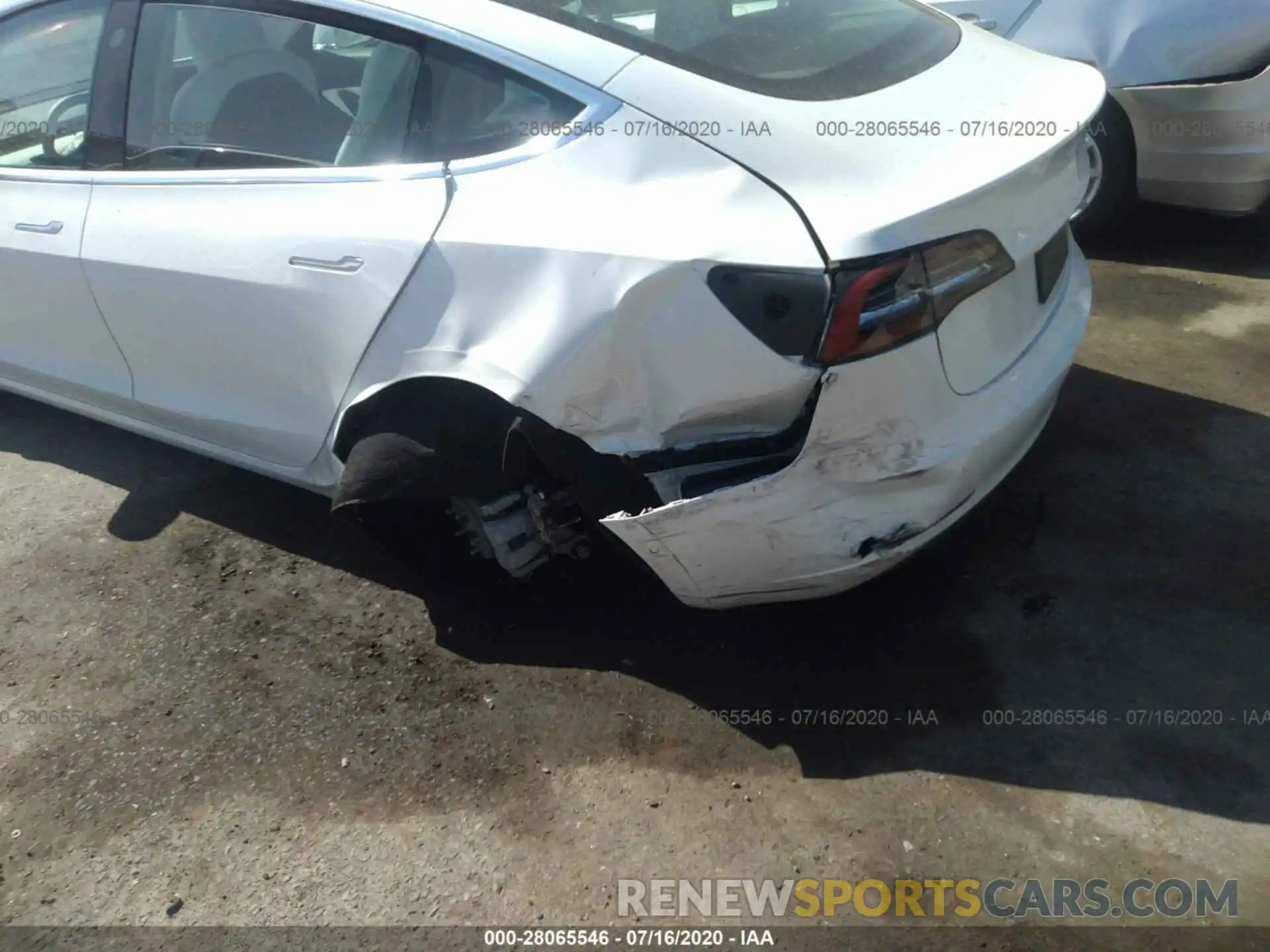 6 Photograph of a damaged car 5YJ3E1EB0LF640522 TESLA MODEL 3 2020