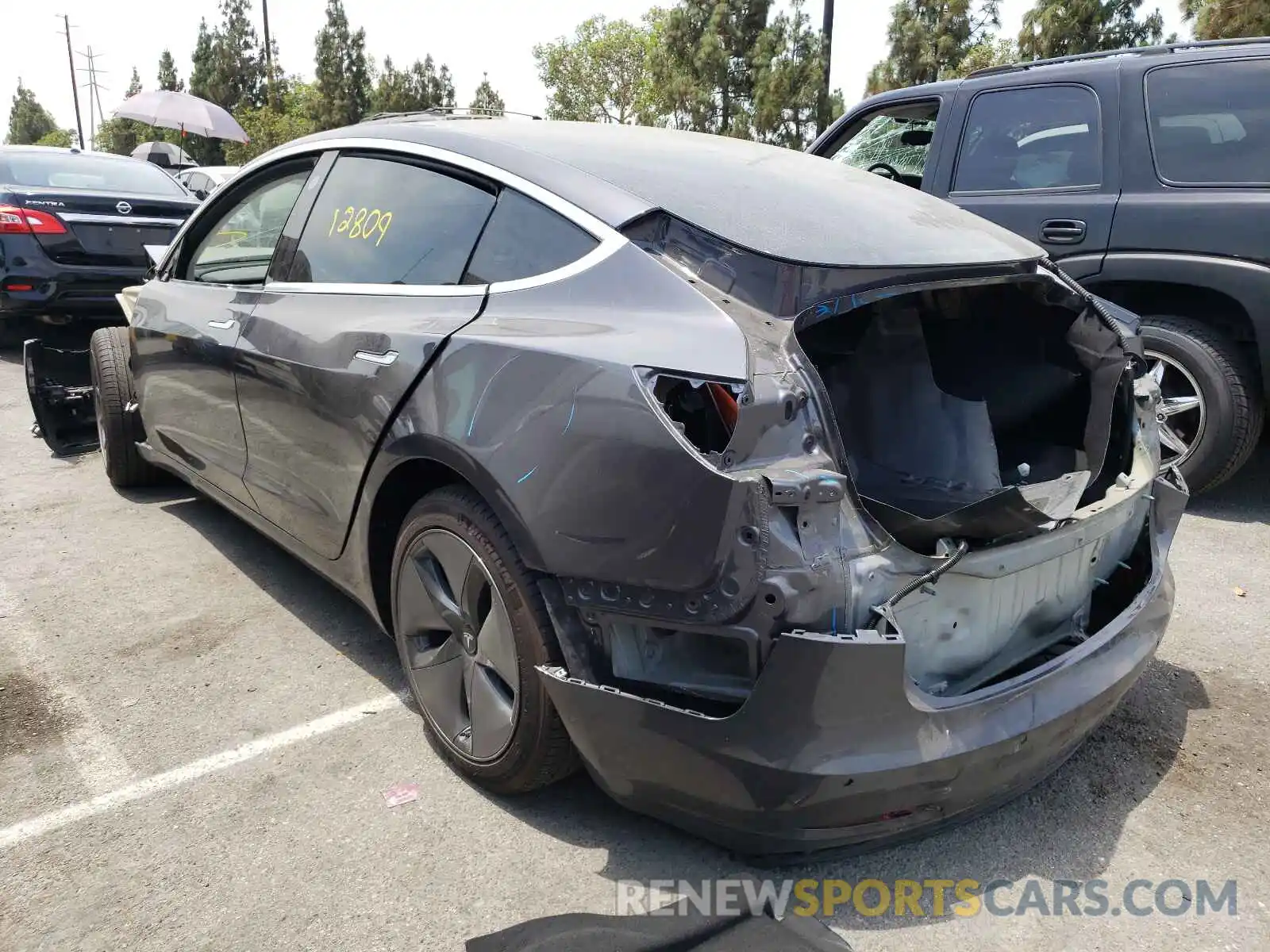 3 Photograph of a damaged car 5YJ3E1EB0LF651388 TESLA MODEL 3 2020