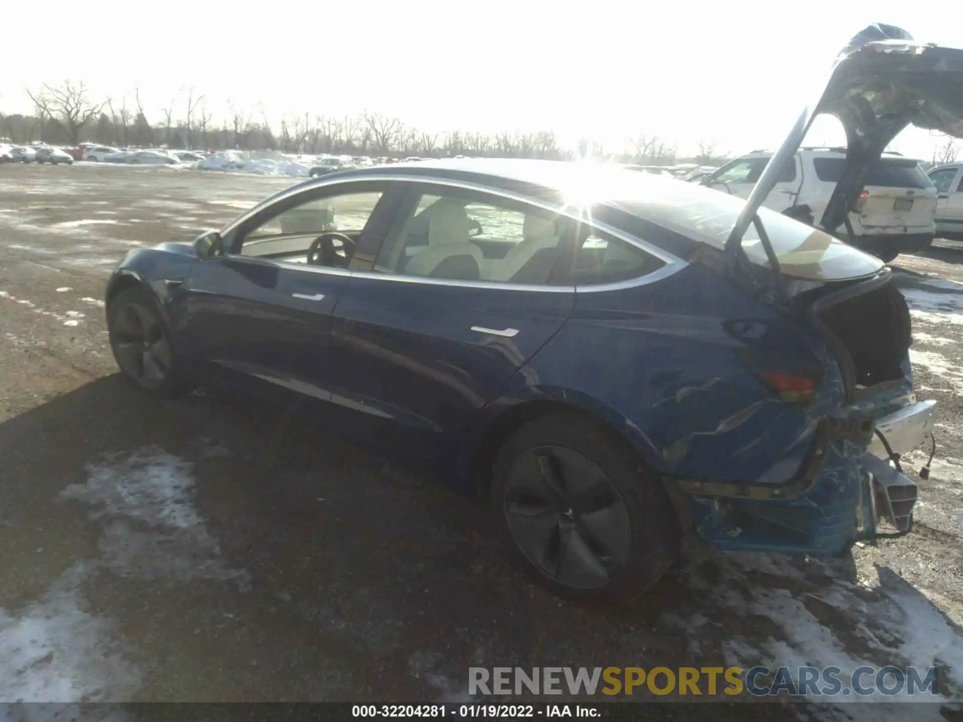 3 Фотография поврежденного автомобиля 5YJ3E1EB0LF668563 TESLA MODEL 3 2020