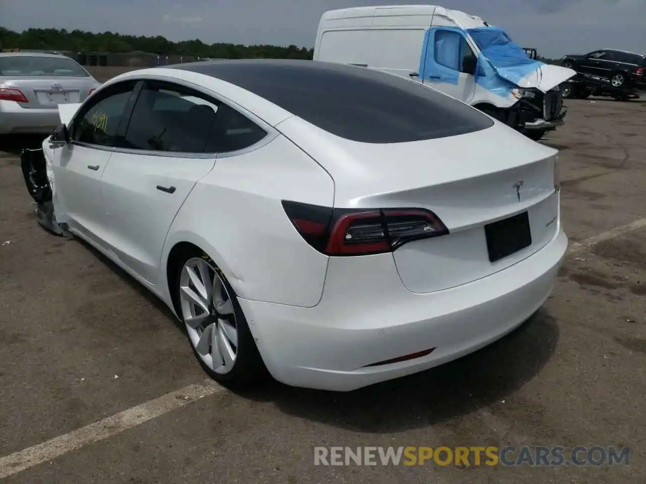 3 Photograph of a damaged car 5YJ3E1EB0LF719849 TESLA MODEL 3 2020