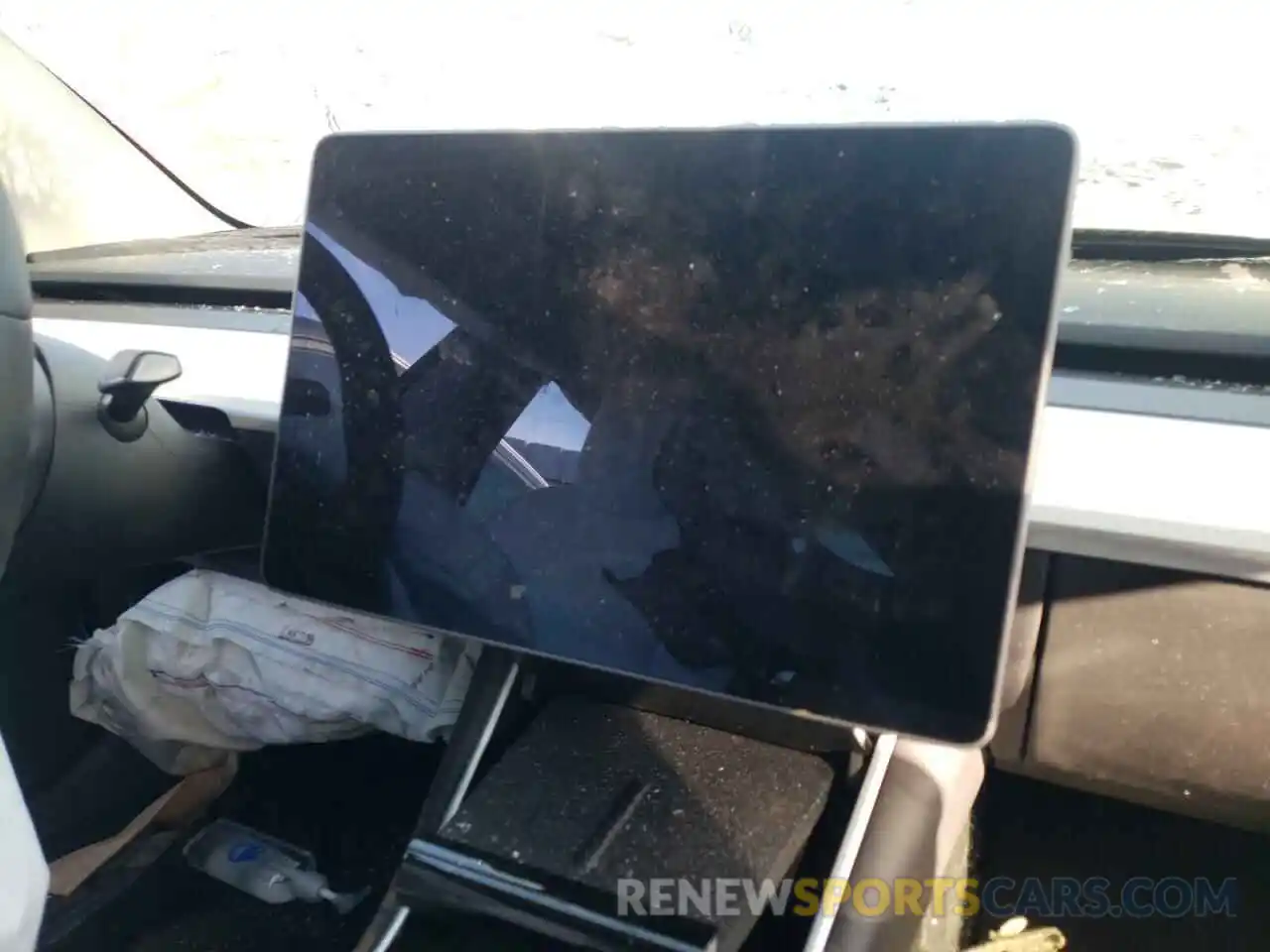 8 Photograph of a damaged car 5YJ3E1EB0LF720189 TESLA MODEL 3 2020