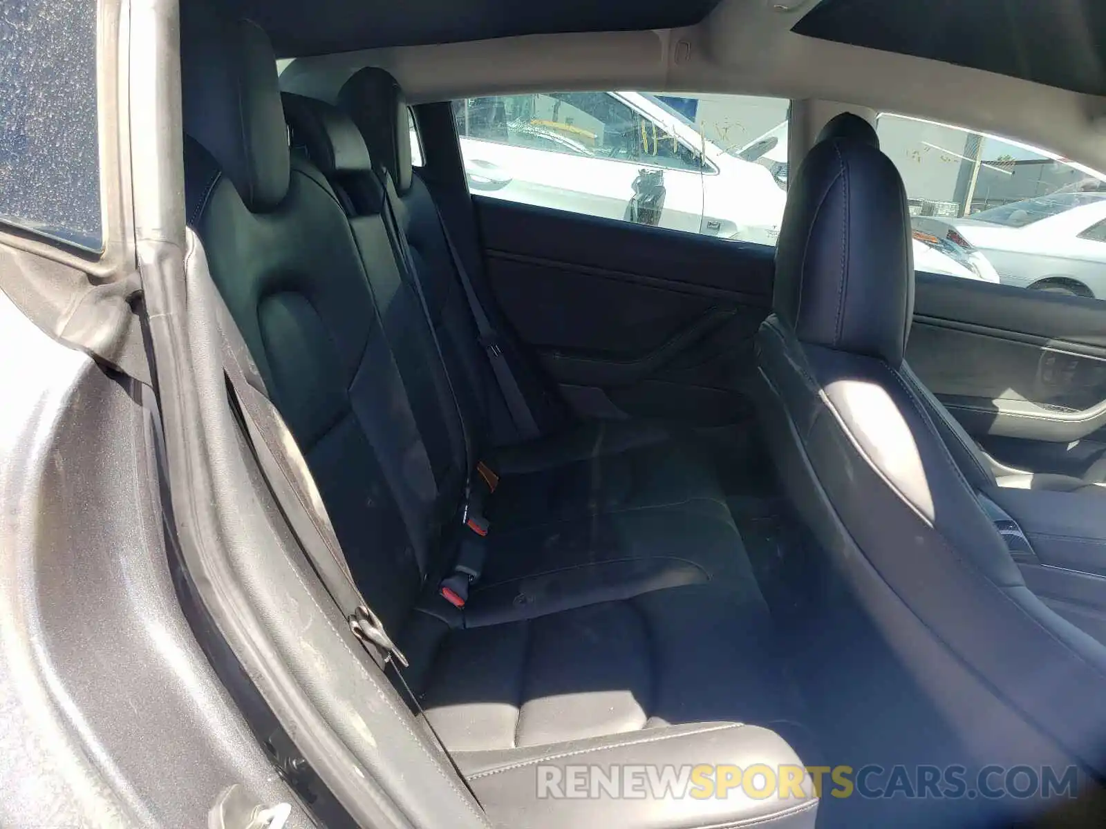 6 Photograph of a damaged car 5YJ3E1EB0LF721505 TESLA MODEL 3 2020