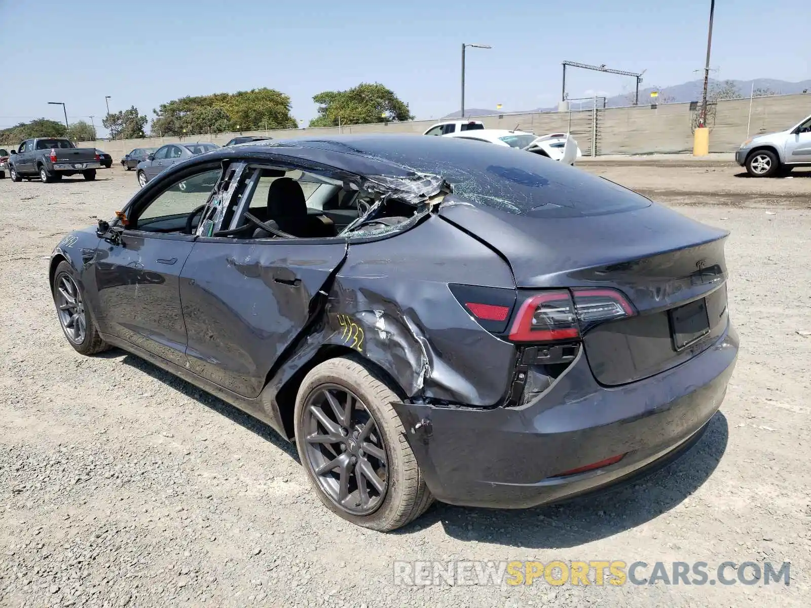 3 Photograph of a damaged car 5YJ3E1EB0LF735050 TESLA MODEL 3 2020