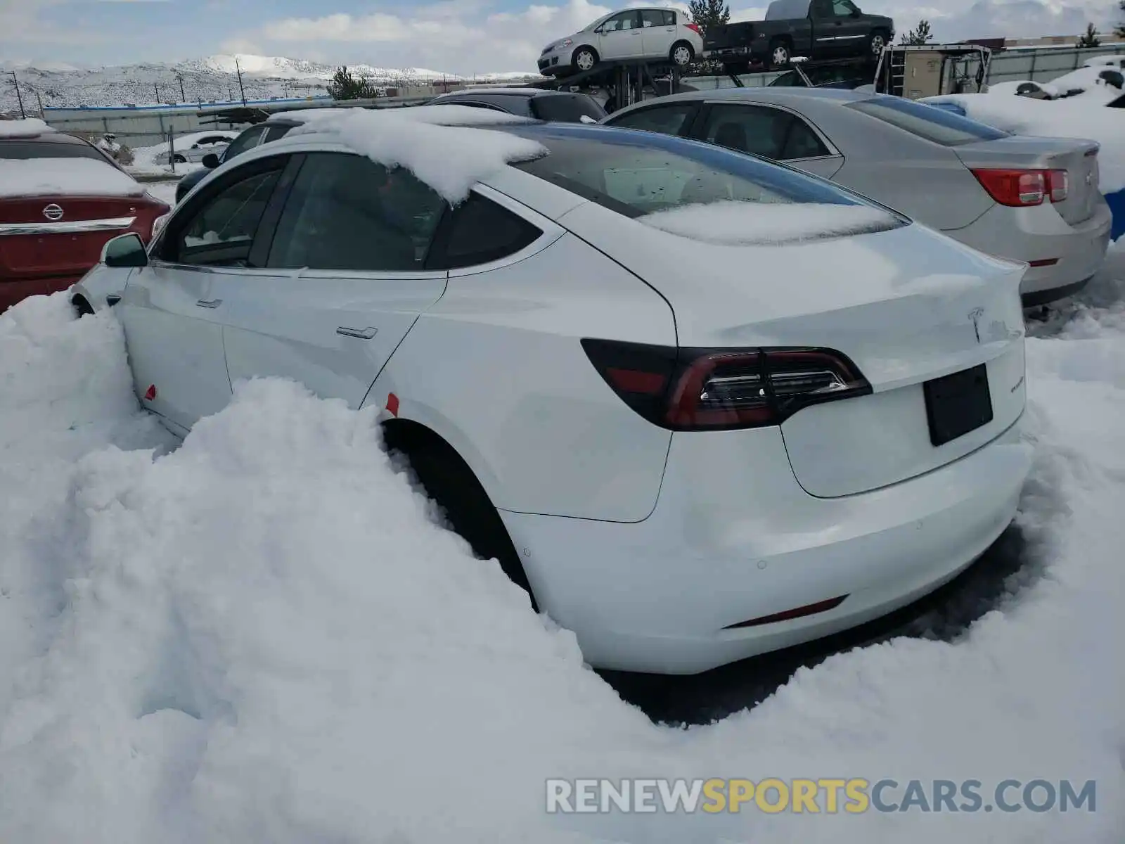 3 Photograph of a damaged car 5YJ3E1EB0LF735341 TESLA MODEL 3 2020