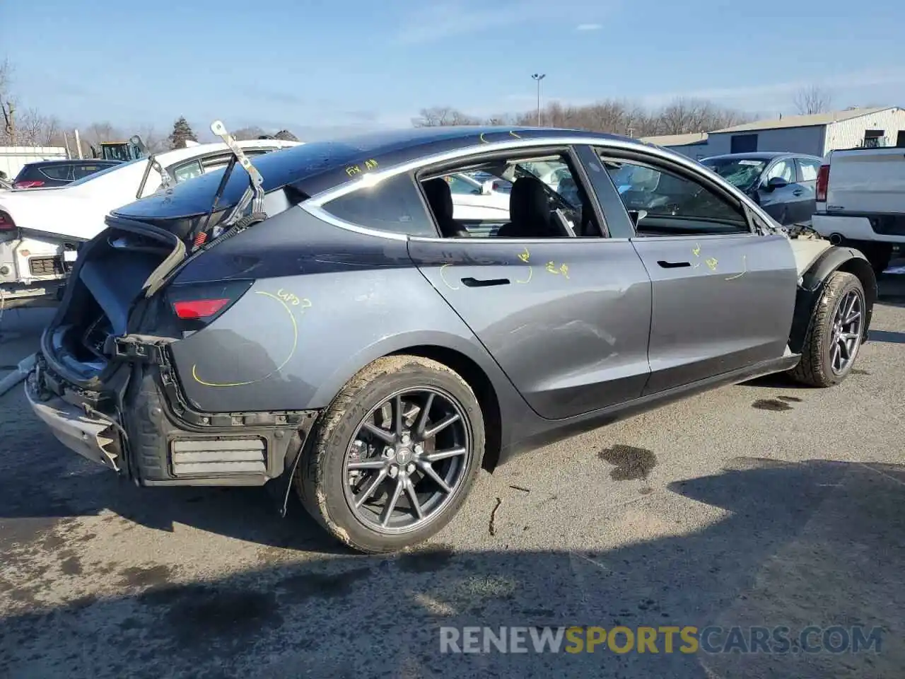 3 Photograph of a damaged car 5YJ3E1EB0LF774866 TESLA MODEL 3 2020