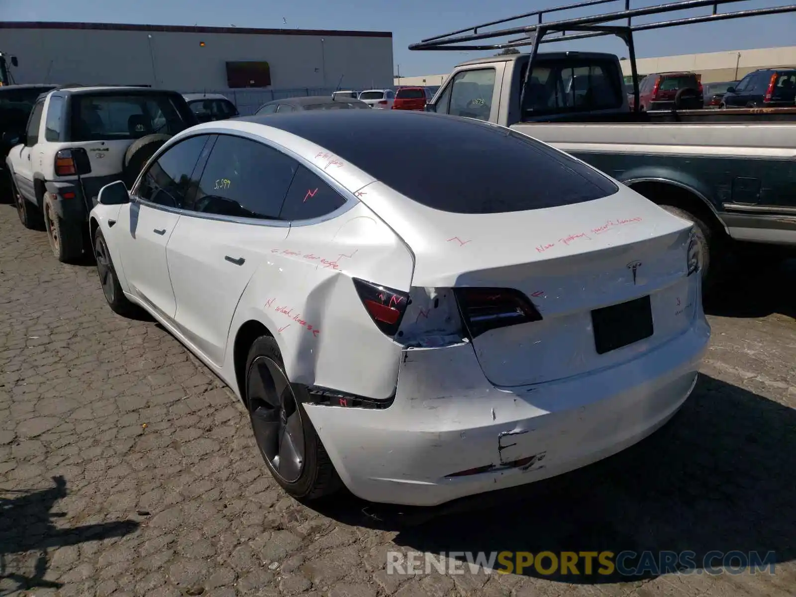 3 Photograph of a damaged car 5YJ3E1EB0LF774964 TESLA MODEL 3 2020