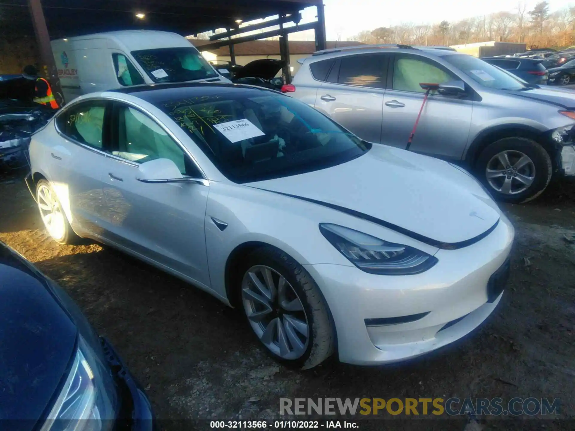 1 Photograph of a damaged car 5YJ3E1EB0LF791120 TESLA MODEL 3 2020