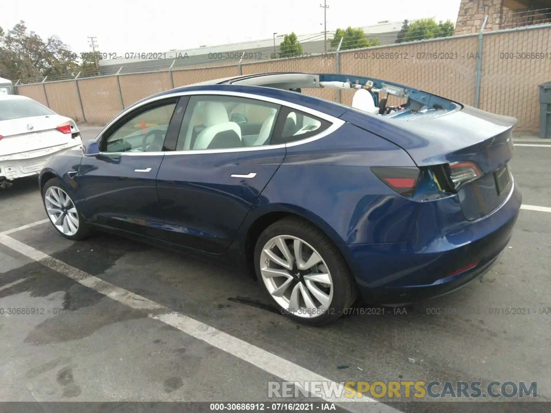 3 Photograph of a damaged car 5YJ3E1EB0LF796057 TESLA MODEL 3 2020