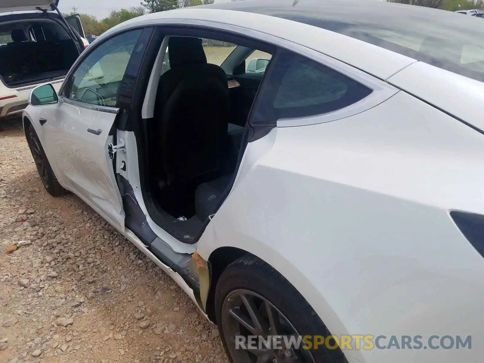 9 Photograph of a damaged car 5YJ3E1EB1LF618559 TESLA MODEL 3 2020