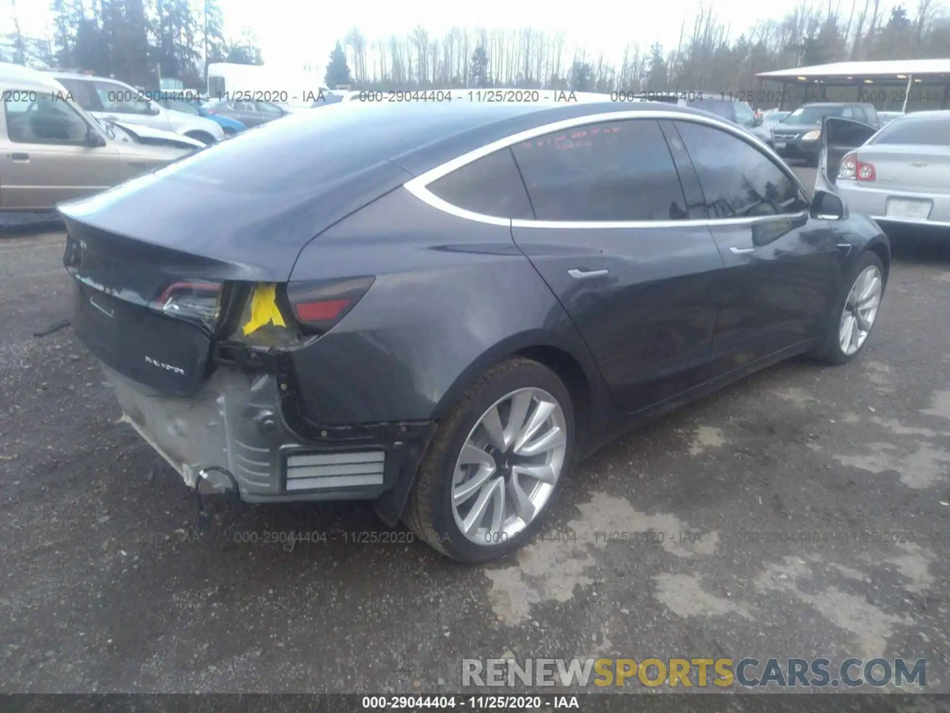 4 Фотография поврежденного автомобиля 5YJ3E1EB1LF628251 TESLA MODEL 3 2020