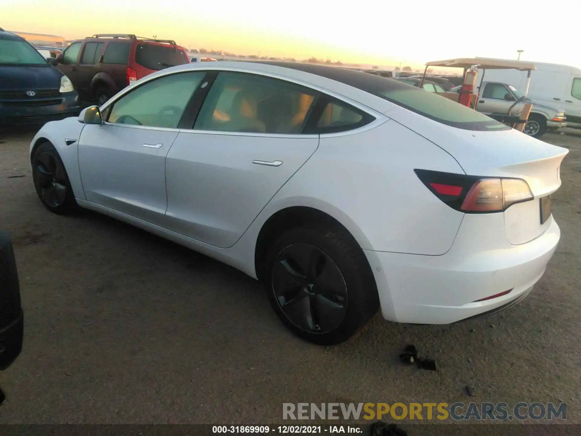 3 Photograph of a damaged car 5YJ3E1EB1LF639881 TESLA MODEL 3 2020