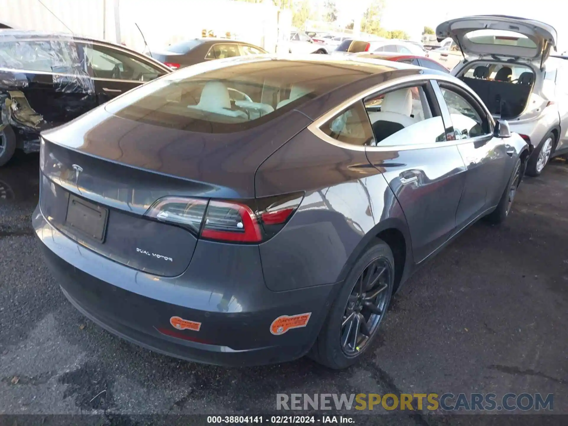 4 Photograph of a damaged car 5YJ3E1EB1LF651335 TESLA MODEL 3 2020