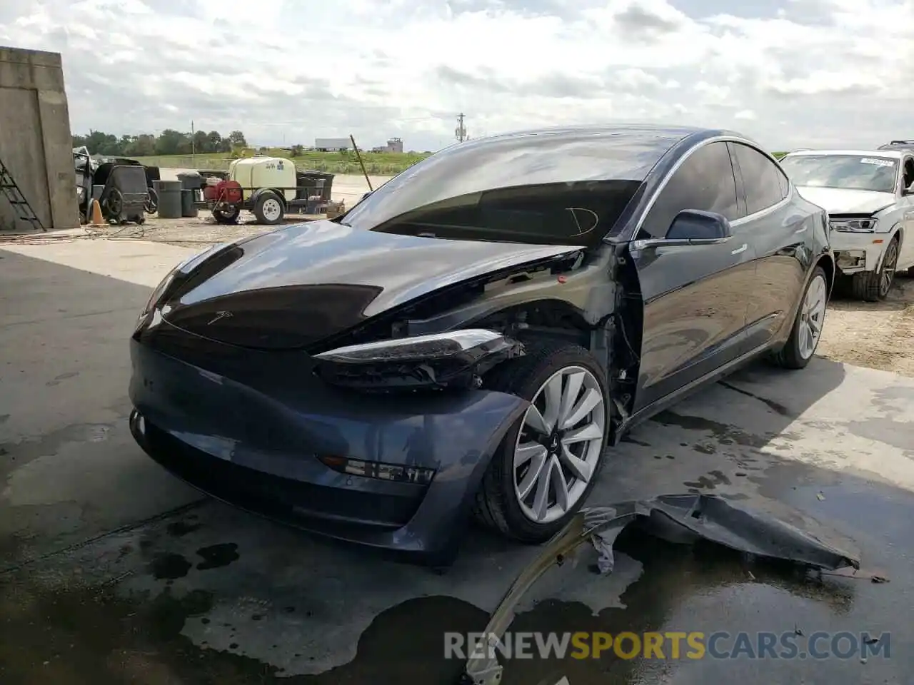 2 Photograph of a damaged car 5YJ3E1EB1LF720380 TESLA MODEL 3 2020