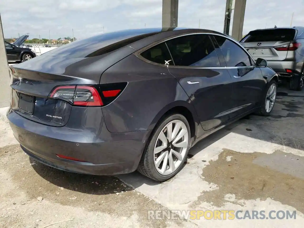 4 Photograph of a damaged car 5YJ3E1EB1LF720380 TESLA MODEL 3 2020