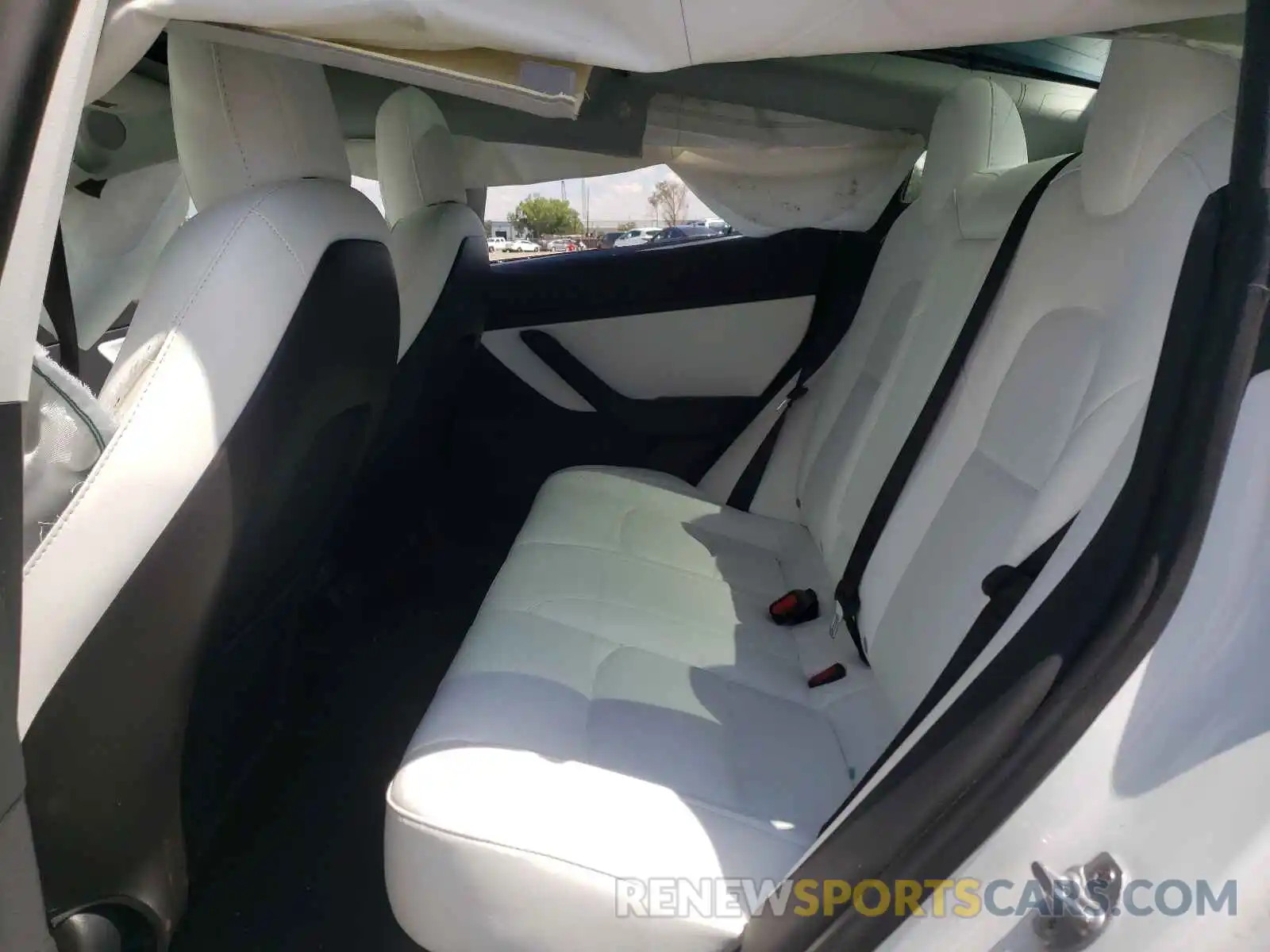 6 Photograph of a damaged car 5YJ3E1EB1LF742315 TESLA MODEL 3 2020