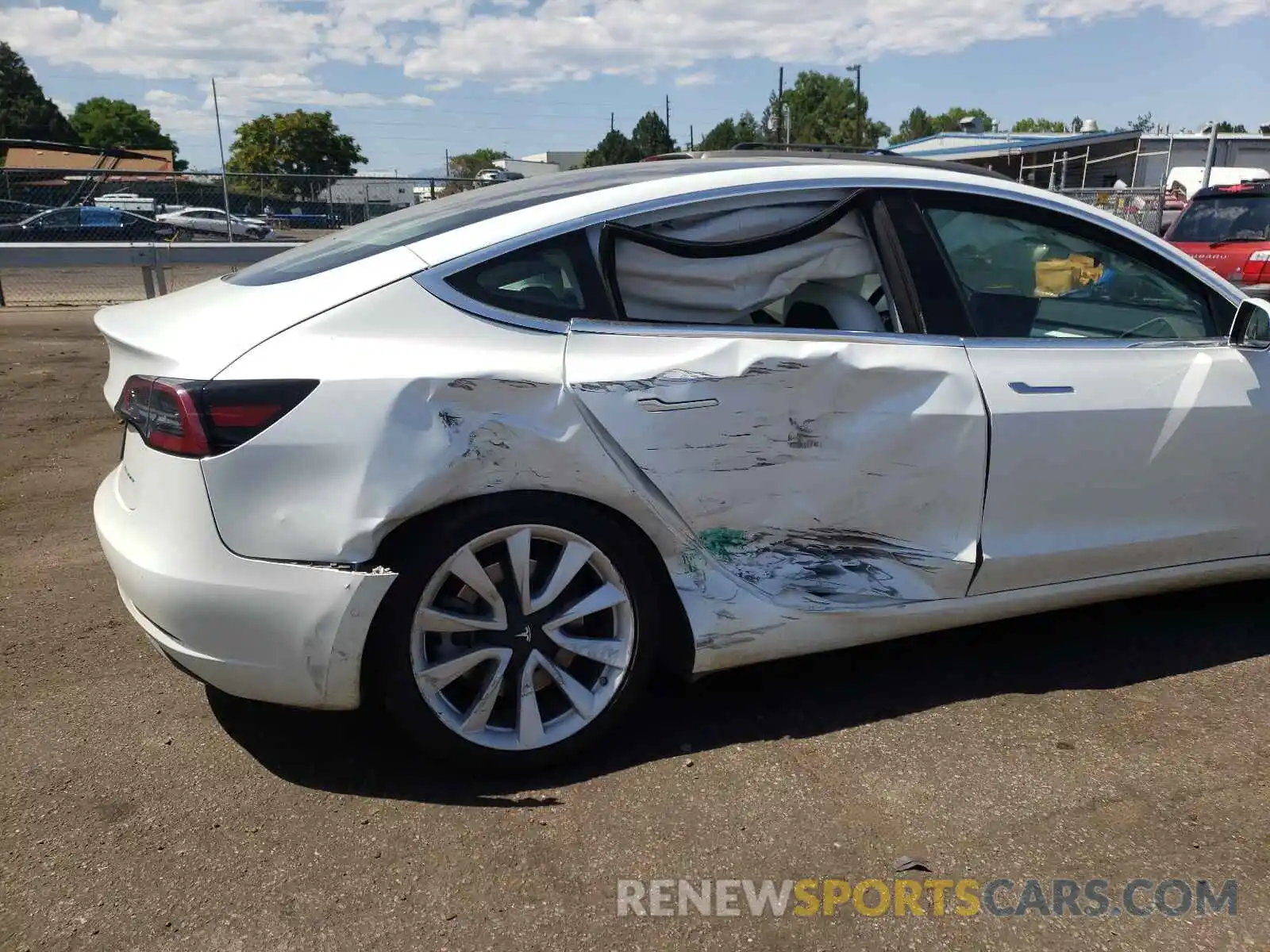 9 Photograph of a damaged car 5YJ3E1EB1LF742315 TESLA MODEL 3 2020