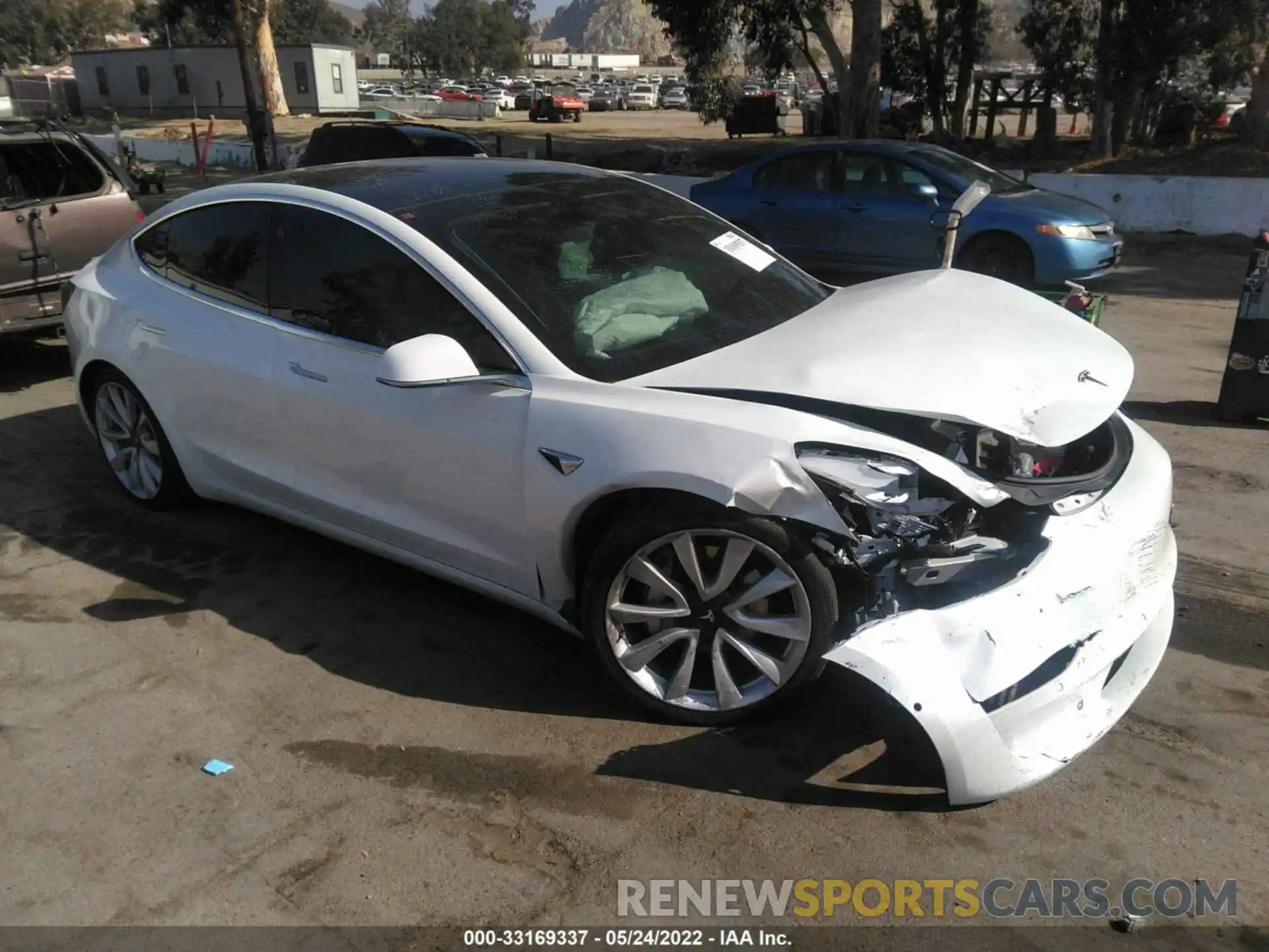 1 Photograph of a damaged car 5YJ3E1EB1LF746817 TESLA MODEL 3 2020