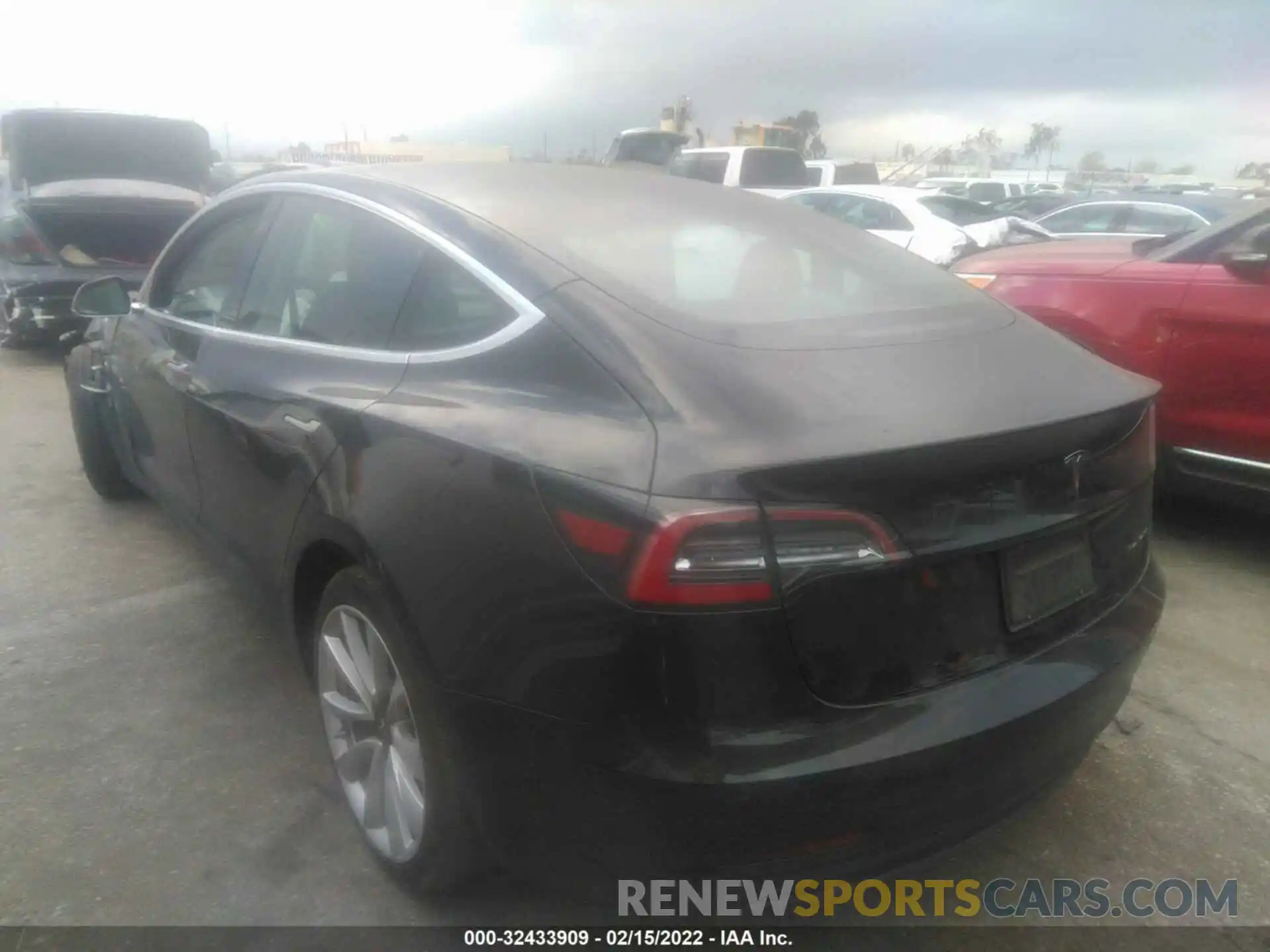 3 Photograph of a damaged car 5YJ3E1EB1LF790820 TESLA MODEL 3 2020