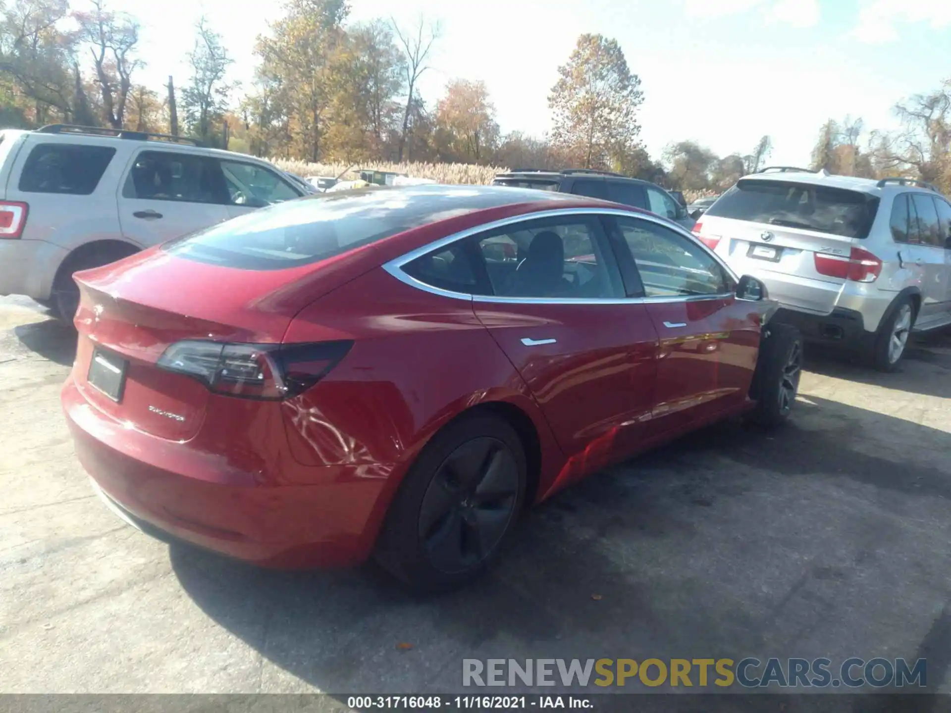 4 Фотография поврежденного автомобиля 5YJ3E1EB2LF589976 TESLA MODEL 3 2020