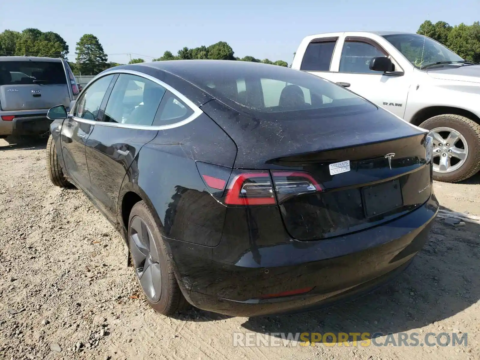 3 Photograph of a damaged car 5YJ3E1EB2LF600197 TESLA MODEL 3 2020